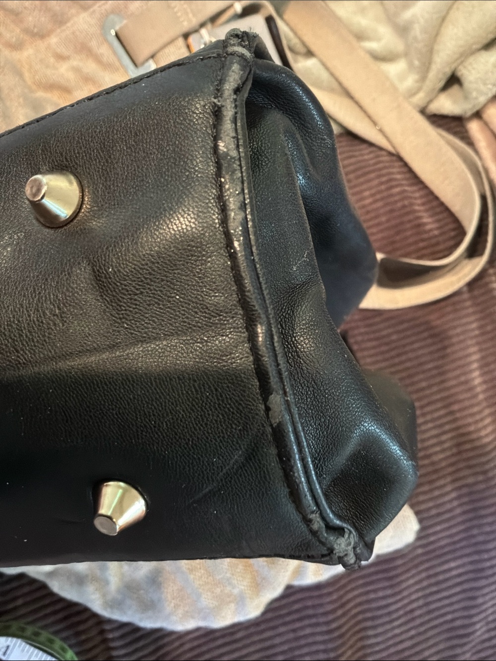 ♦️♦️Black faux leather hand bag♦️♦️ - Picture 7 of 7